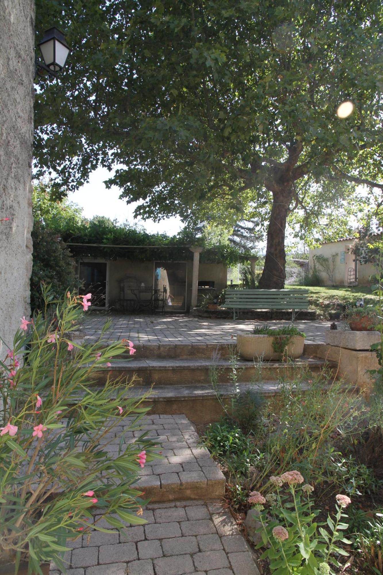 Les Demeures Du Clos Niozelles Εξωτερικό φωτογραφία